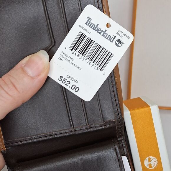 Timberland Men's Tan Genuine leather wallet removable Pass case - Picture 2 of 10